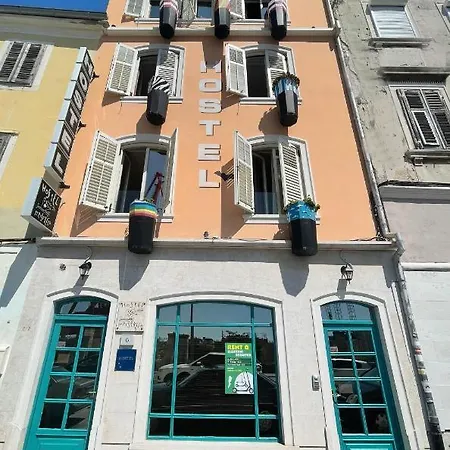 Hostal Pipistrelo *